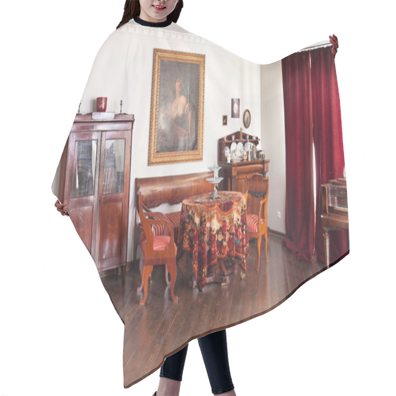 Personality  Dining Place Hair Cutting Cape