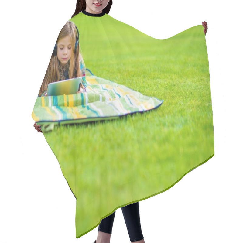 Personality  Girl Learning Language Hair Cutting Cape