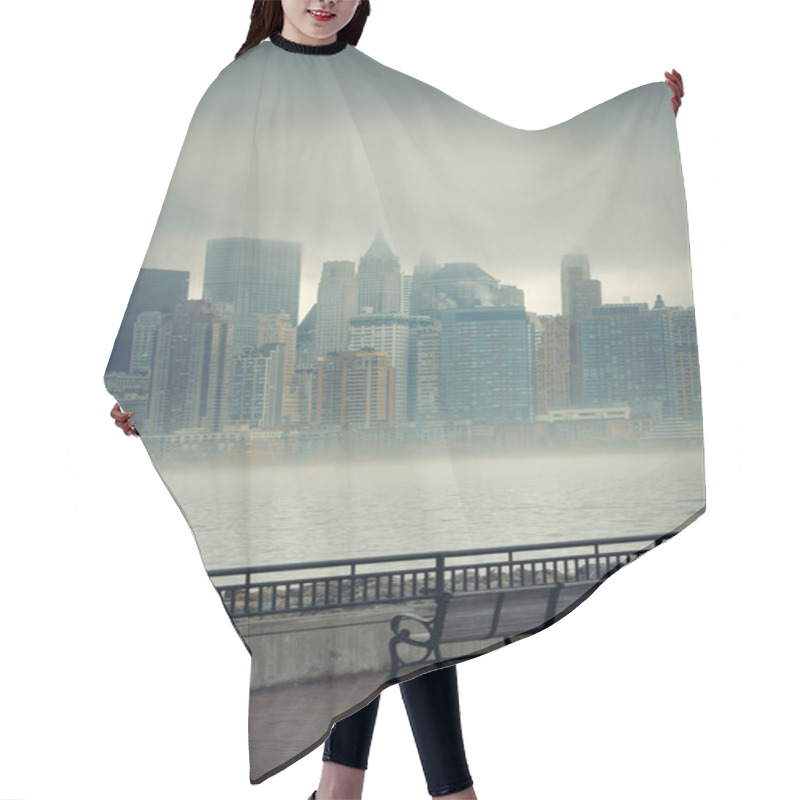 Personality  New York City Downtown Fog Hair Cutting Cape