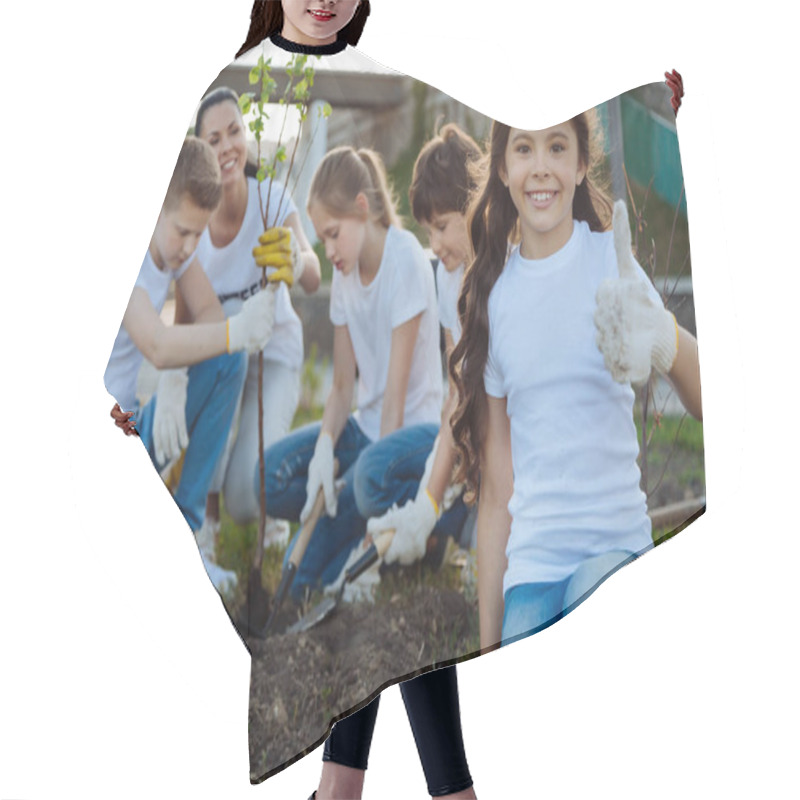 Personality   Pupils Planting Young Tree Hair Cutting Cape