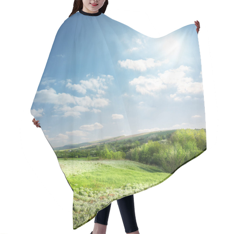 Personality  Spring Meadow Hair Cutting Cape