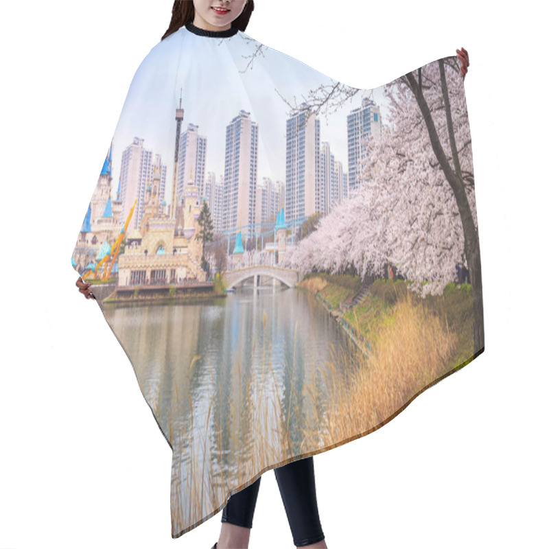 Personality  Lotte World, Amusement Park, Seoul Korea.  Hair Cutting Cape