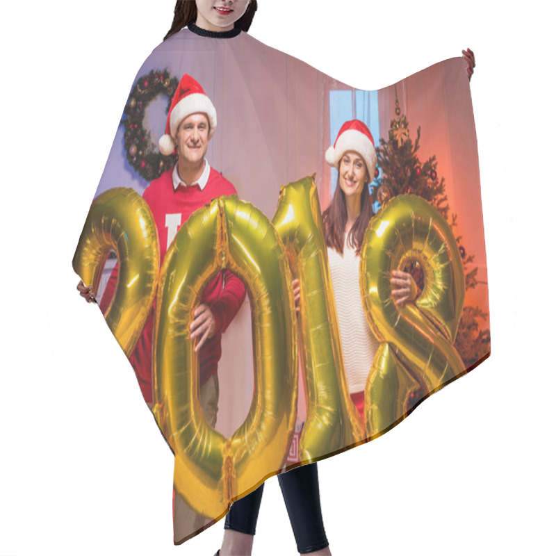 Personality  Couple With New Year Balloons Hair Cutting Cape