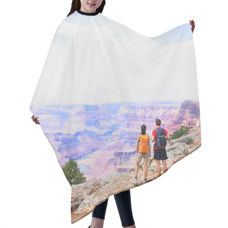 Personality  Grand Canyon - People Hiking Looking At View Hair Cutting Cape