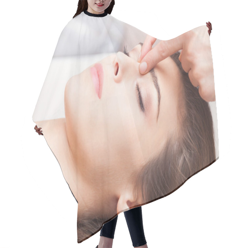 Personality  Acupressure Hair Cutting Cape