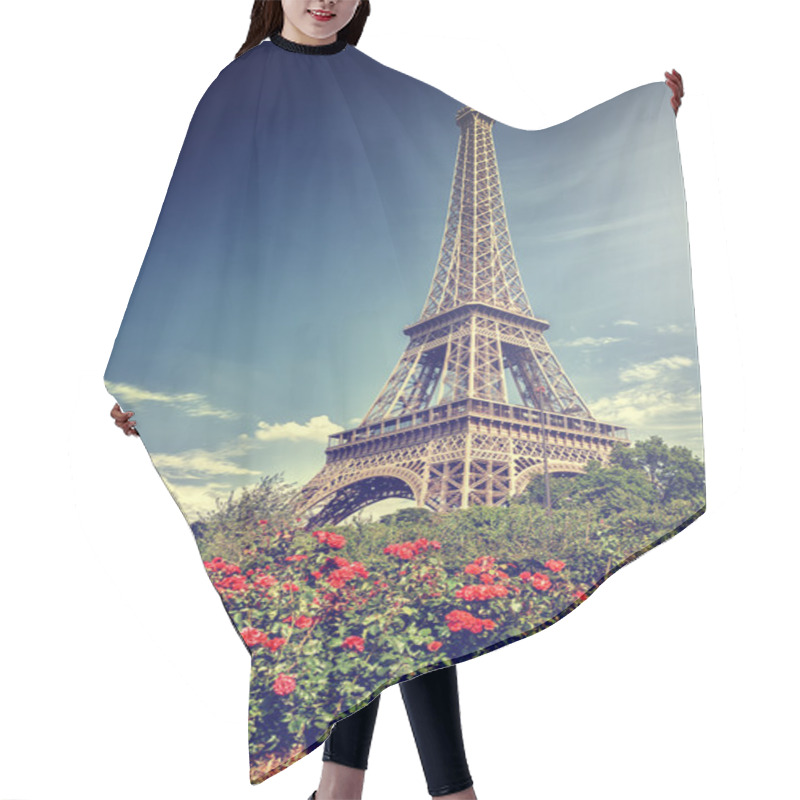 Personality  Summer In Paris. Eiffel Tower Hair Cutting Cape