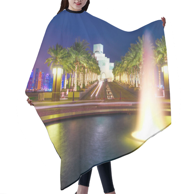 Personality  Doha Fountain By Night Hair Cutting Cape