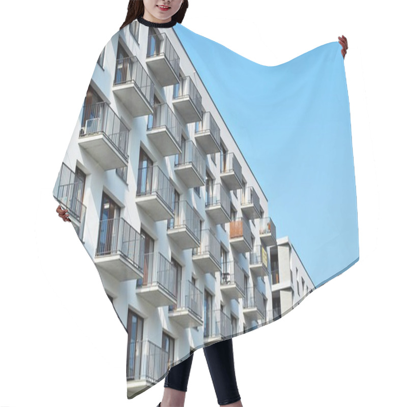 Personality  Modern Apartment Building Exterior Hair Cutting Cape