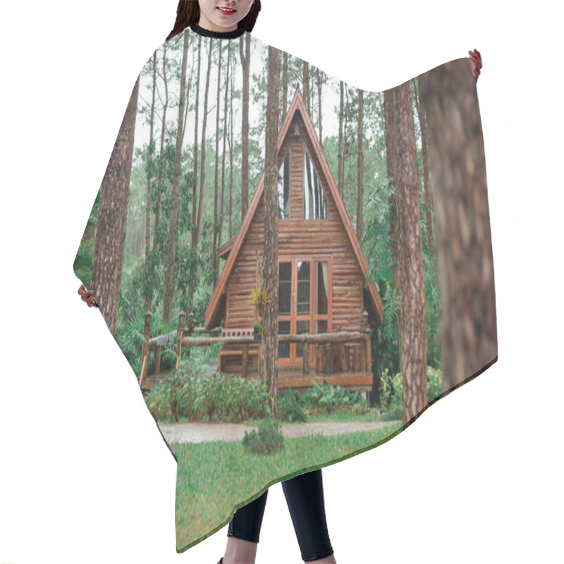 Personality  A Wooden A-frame Country Hous Hair Cutting Cape