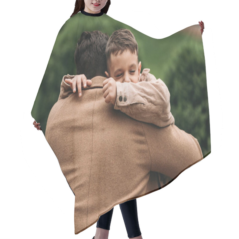 Personality  Back View Of Father Embracing Son On Street In Autumn Day Hair Cutting Cape