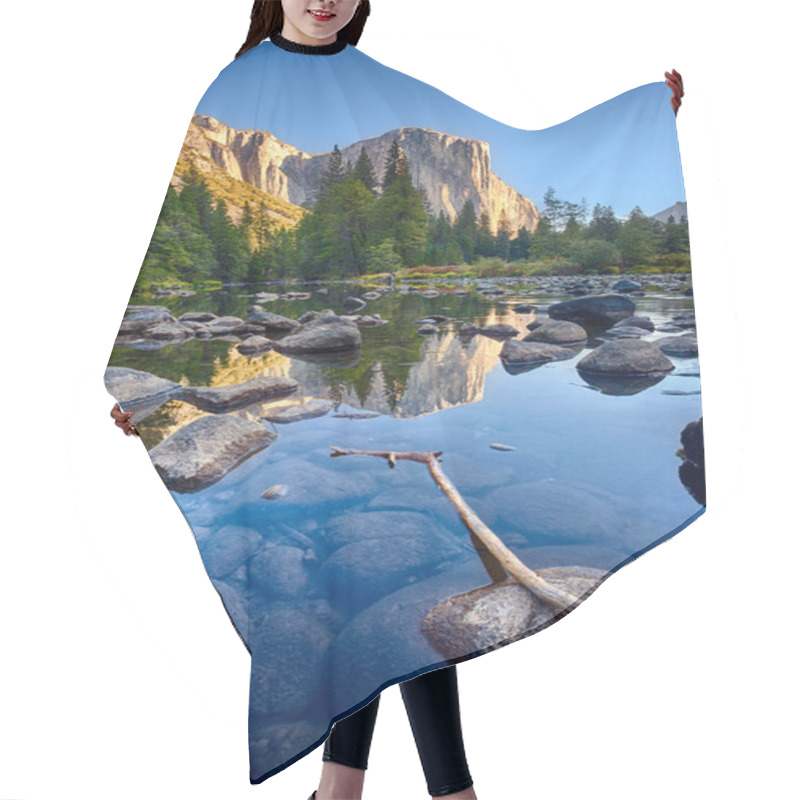 Personality  Yosemite Valley, Yosemite NP,  California, USA Hair Cutting Cape