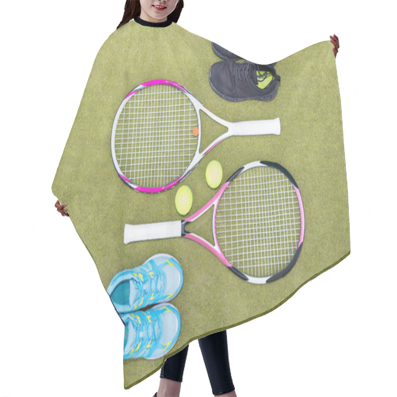 Personality  Tennis Equipment Set Of Two Tennis Rackets, Two Balls, Male And  Hair Cutting Cape