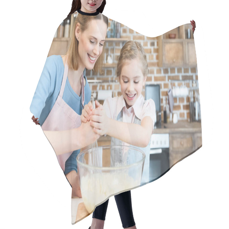 Personality  Mother And Daughter Preparing Dough Hair Cutting Cape