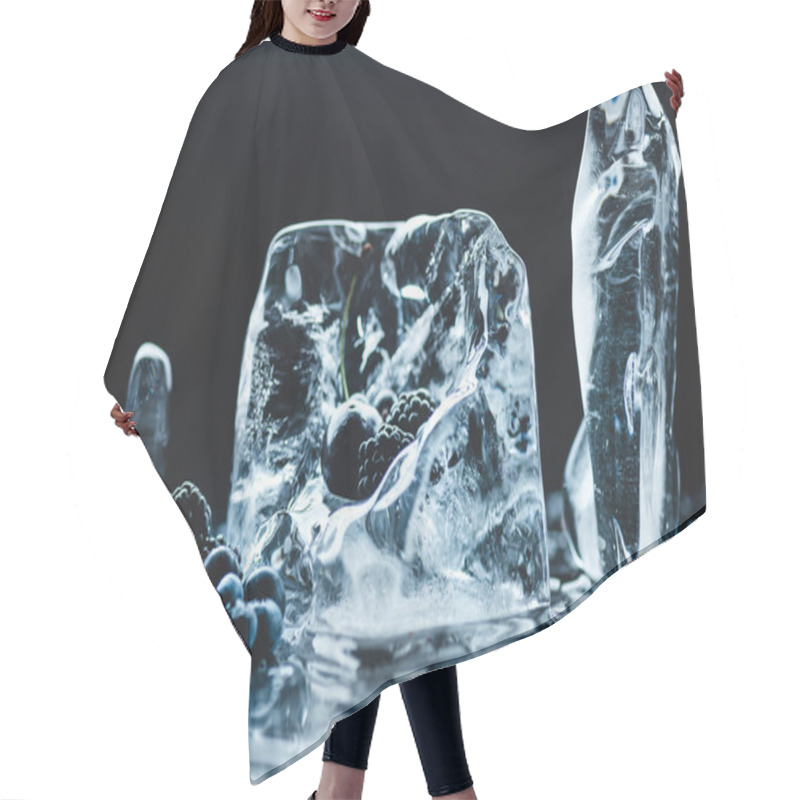 Personality  Frozen Fruits In Ice Cubes Hair Cutting Cape