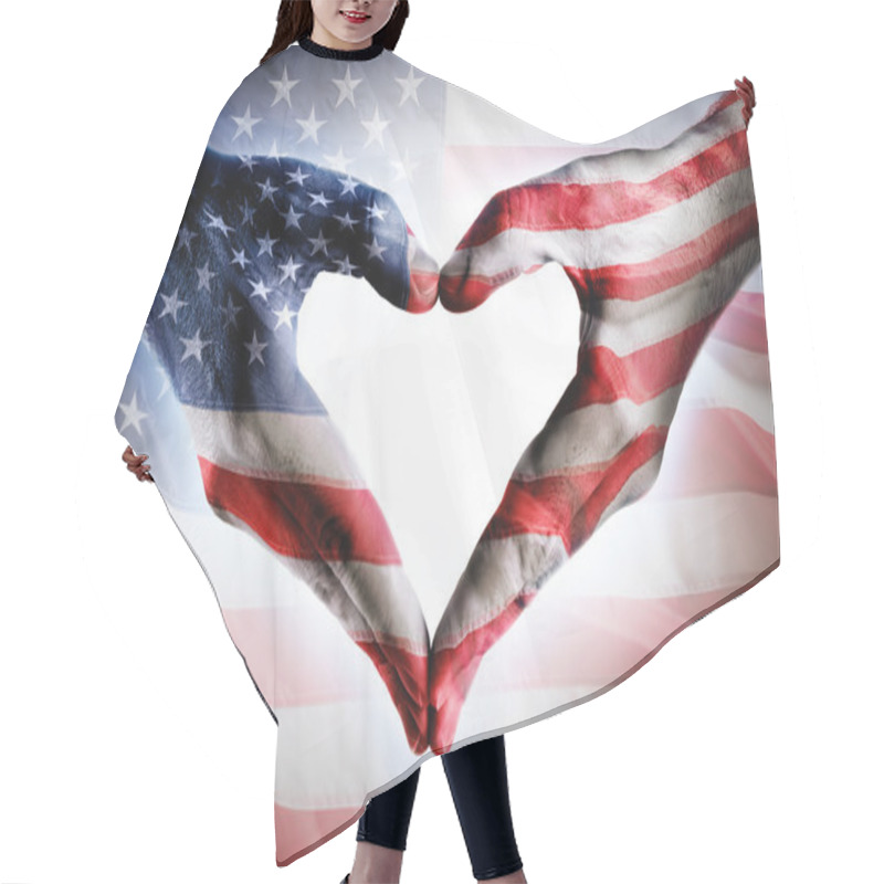 Personality  Love And Patriotism - Usa Flag On Heart Shaped Hands Hair Cutting Cape