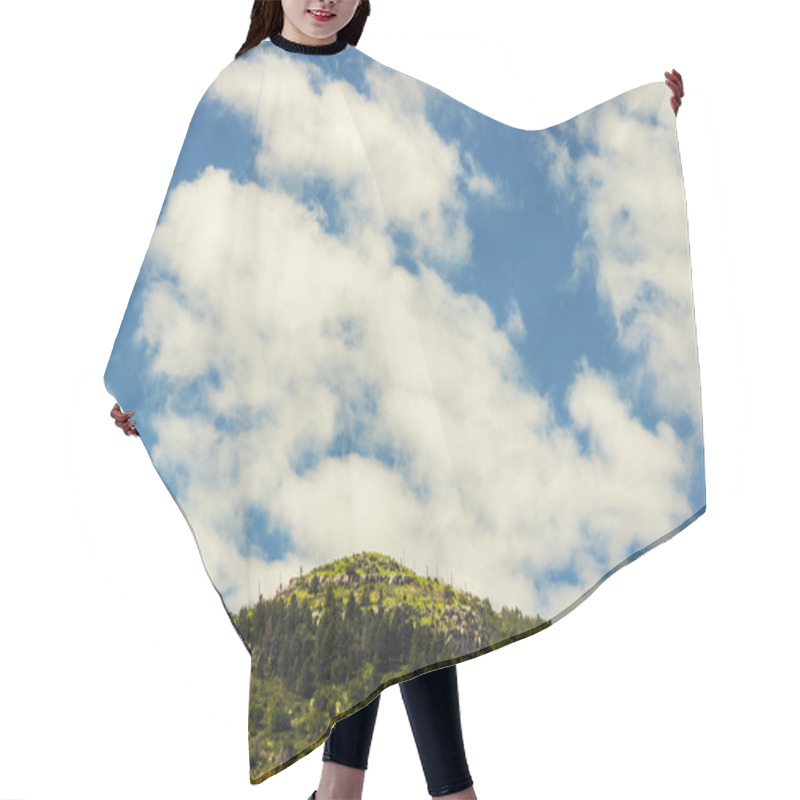 Personality  Mountain Top Hair Cutting Cape