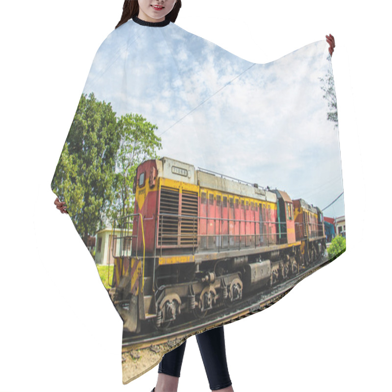 Personality  Cuban Trains Hair Cutting Cape