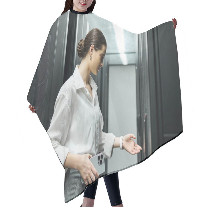 Personality  A Dedicated IT Specialist Examines Server Hardware In A Modern Data Center Environment. Hair Cutting Cape