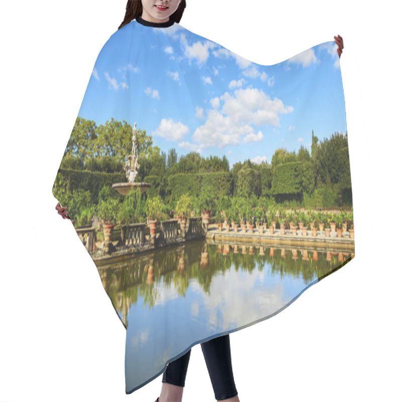 Personality  Boboli Gardens View Hair Cutting Cape