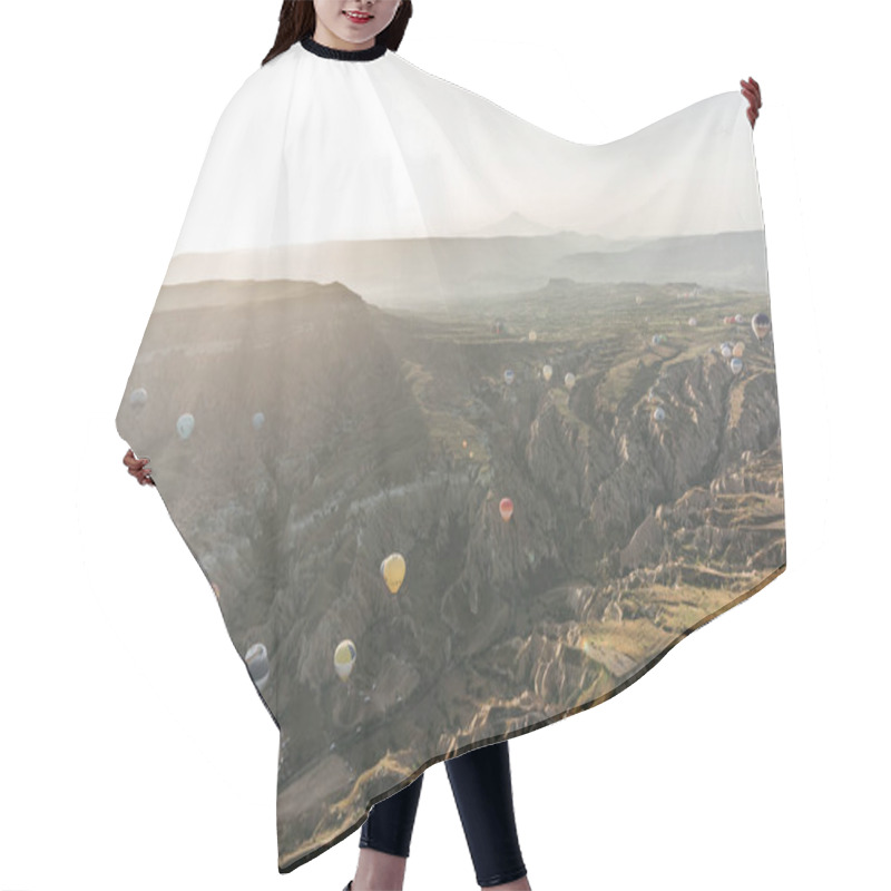 Personality  Ballooning Hair Cutting Cape