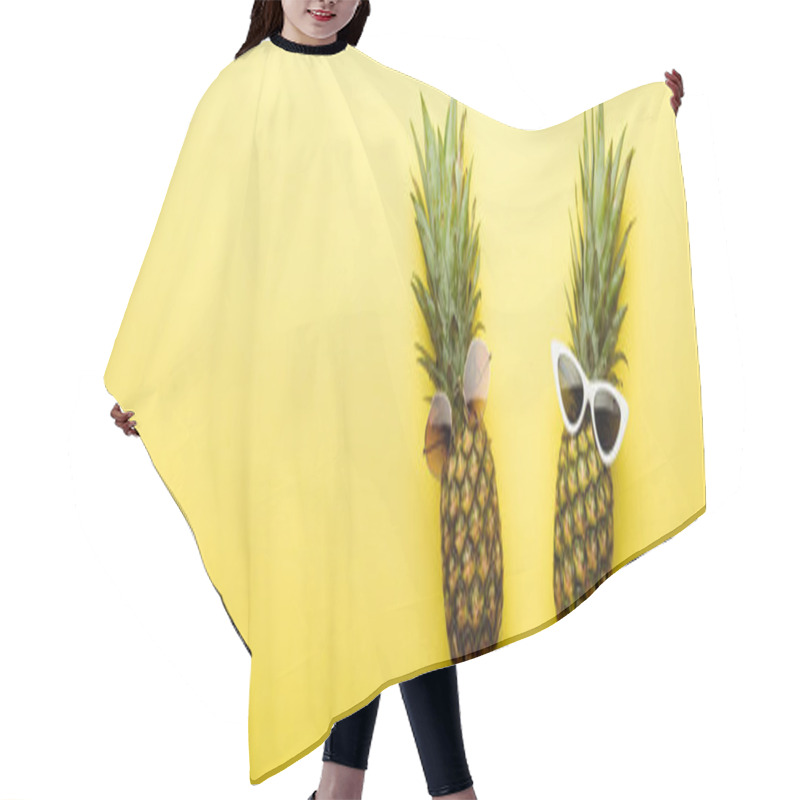 Personality  Top View Of Ripe Pineapples In Sunglasses On Yellow Background, Panoramic Shot Hair Cutting Cape