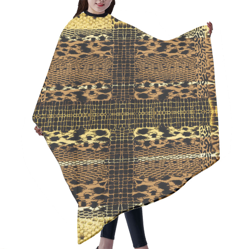 Personality  Pattern With Snake Skin Elements Hair Cutting Cape