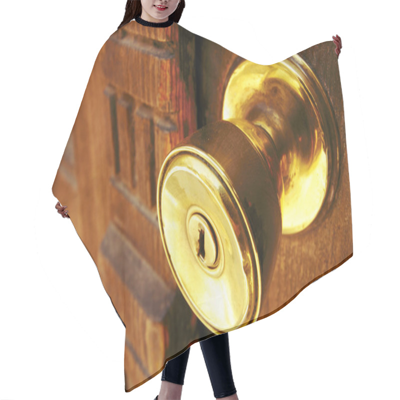 Personality  Golden Knob Hair Cutting Cape