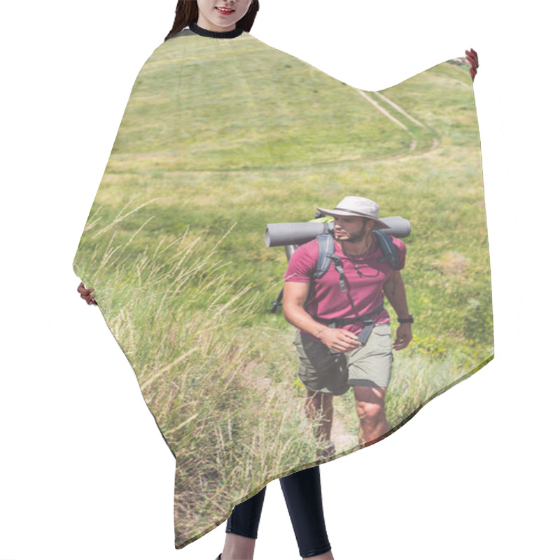 Personality  Traveler In Hat With Backpack And Tourist Mat Walking On Path Hair Cutting Cape