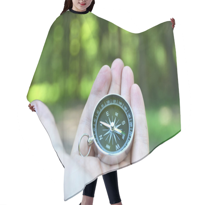 Personality  Compass In  Hand Hair Cutting Cape