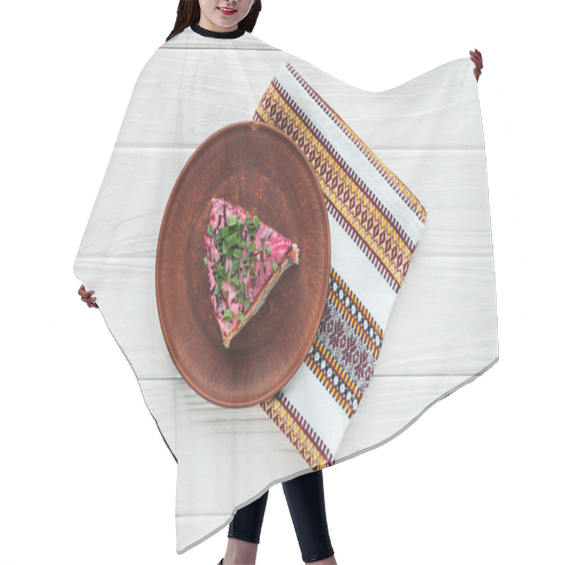 Personality  Top View Of Tasty Traditional Russian Salad On Plate With Embroidered Towel On White Wooden Background Hair Cutting Cape