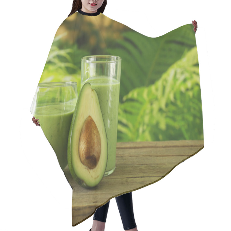 Personality  Natural Drink Smoothie With Avocado, Herbs And Yogurt Hair Cutting Cape