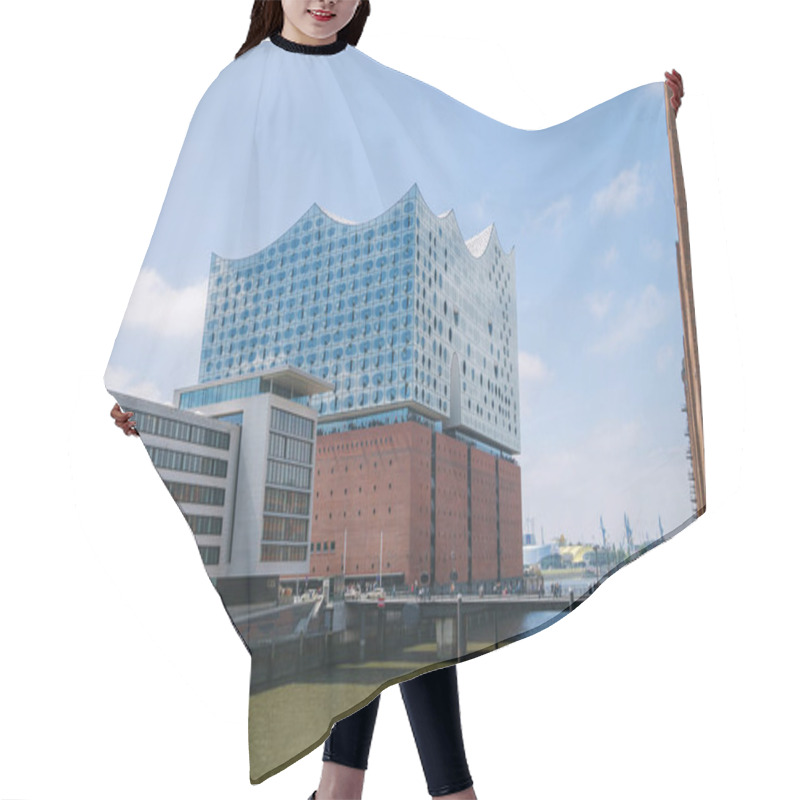 Personality  Elbphilharmonie Hair Cutting Cape