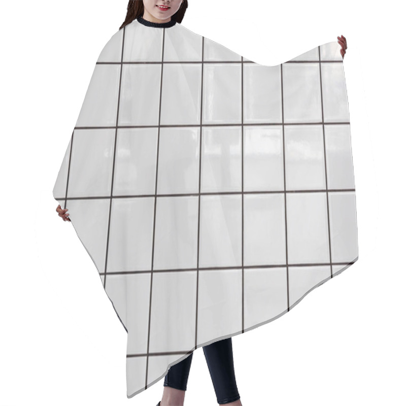 Personality  Wall Of White Glossy Tiles With Reflection Hair Cutting Cape