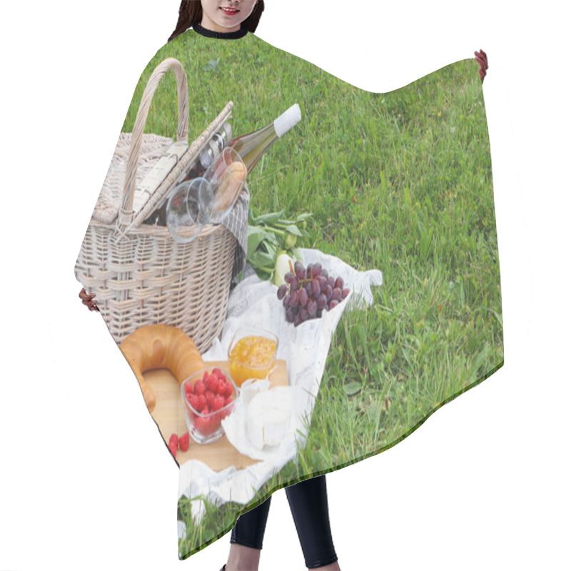 Personality  Picnic Basket With Tasty Food, Flowers And Cider On Blanket Outdoors Hair Cutting Cape