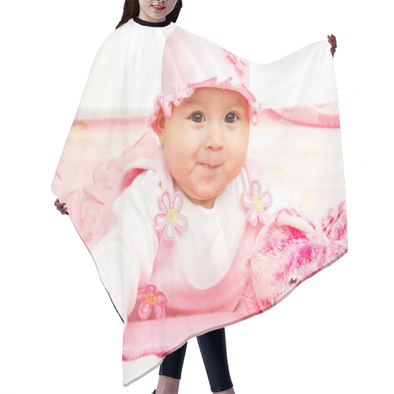 Personality  Baby In Pink Hair Cutting Cape