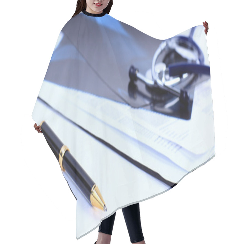 Personality  Medical Image Handle Paper Hair Cutting Cape