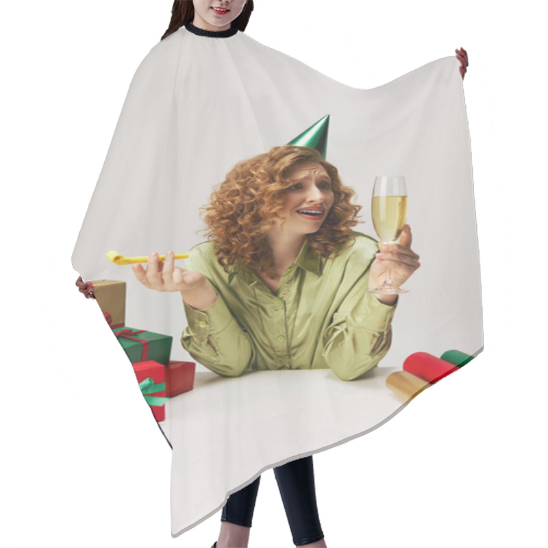 Personality  The Young Woman Enjoys A Festive Atmosphere While Celebrating. Hair Cutting Cape