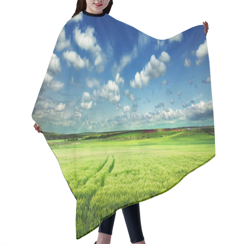 Personality  Green Field And Blue Sky  Hair Cutting Cape