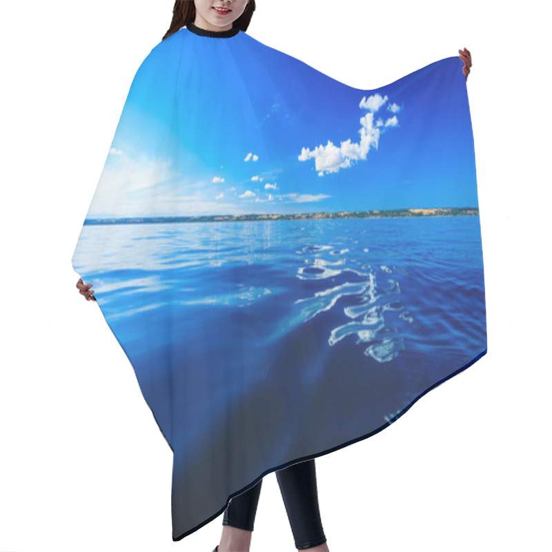 Personality  Beautiful Sea Horizon And Sky. Hair Cutting Cape