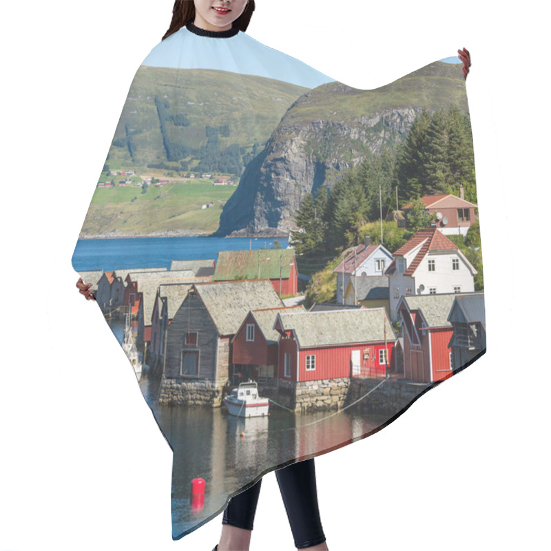 Personality  Huts In Norway Hair Cutting Cape