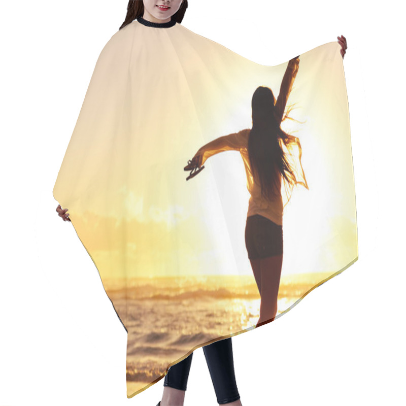 Personality  Silhouette Woman Beach Hair Cutting Cape