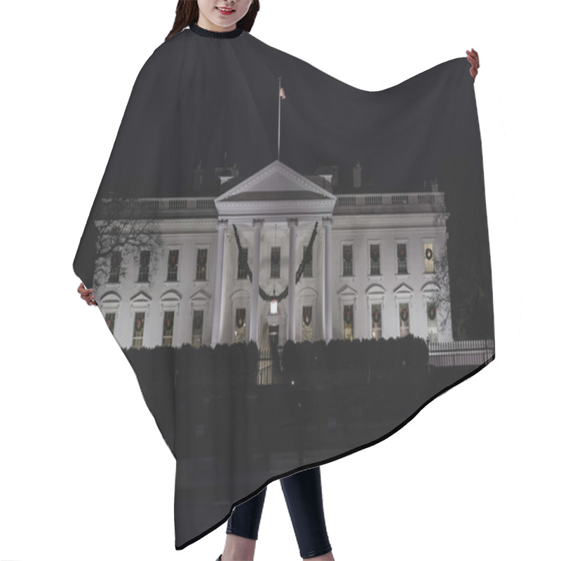 Personality  White House At Night Hair Cutting Cape