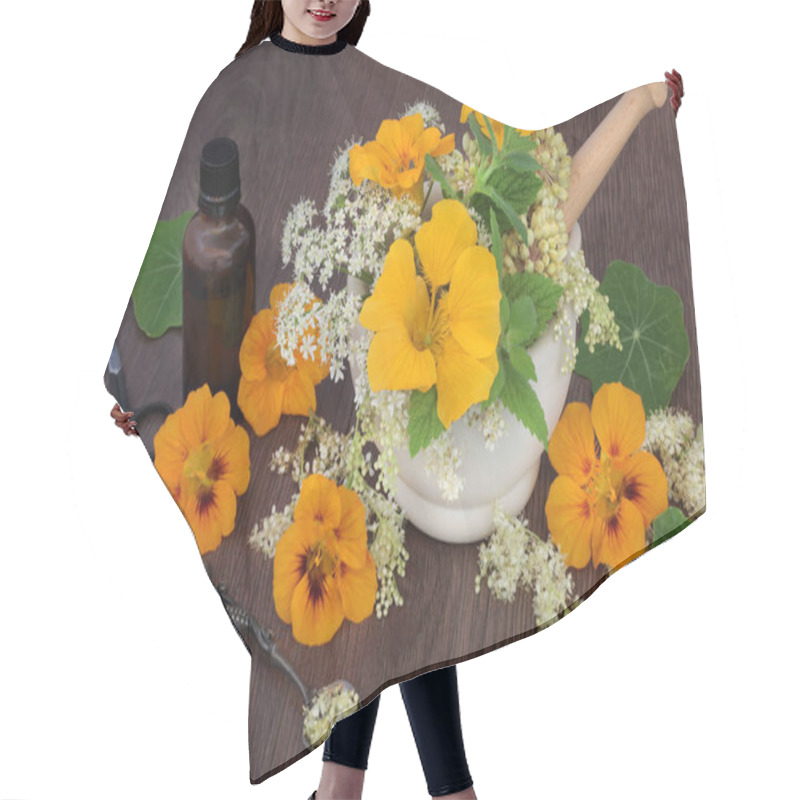 Personality  Natural Flower And Herb Medicine Hair Cutting Cape