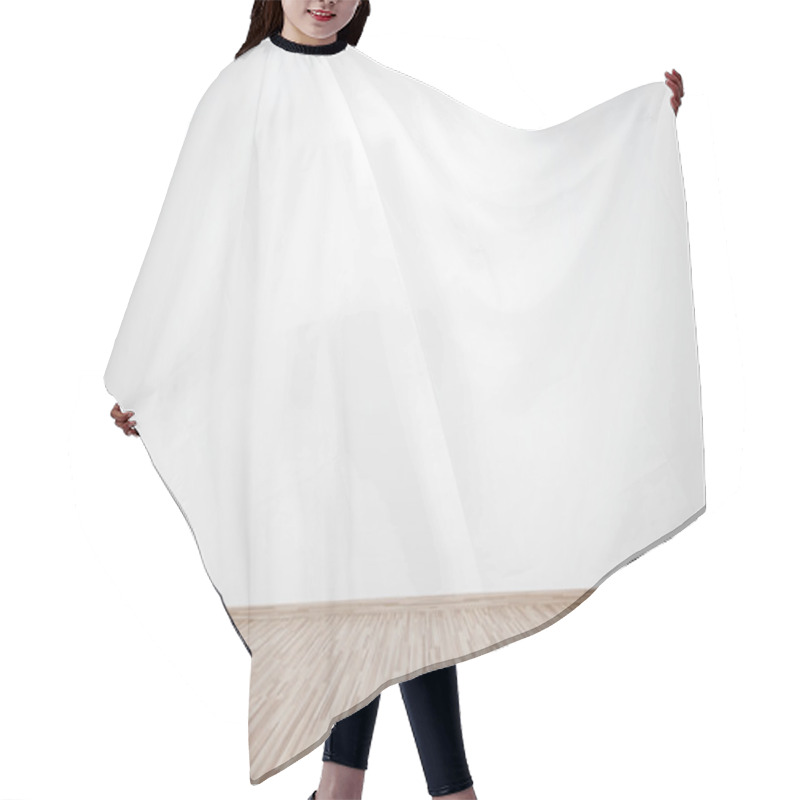 Personality  Empty Room Hair Cutting Cape