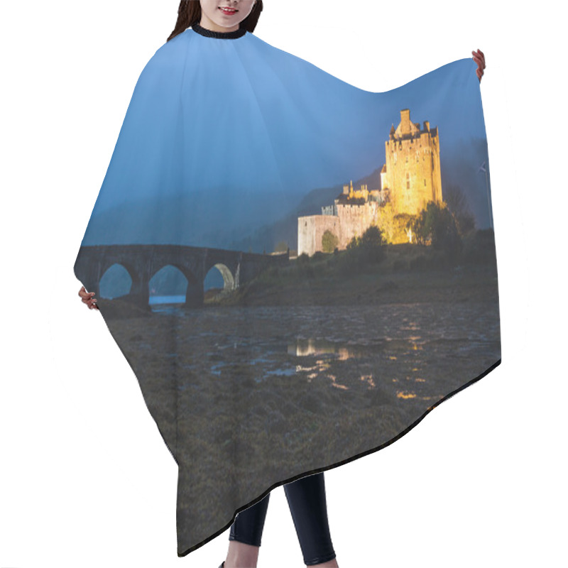 Personality  Eilean Donan Castle At Dusk, Scotland, Uk Hair Cutting Cape