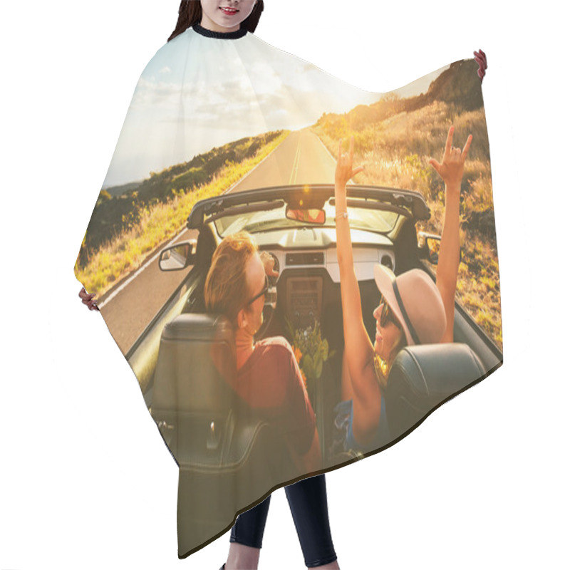 Personality  Happy Couple Driving In Convertible Hair Cutting Cape