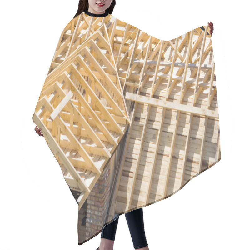 Personality  Wooden Roof Hair Cutting Cape