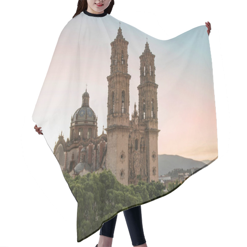 Personality  Cathedral Of Santa Prisca In Taxco Hair Cutting Cape