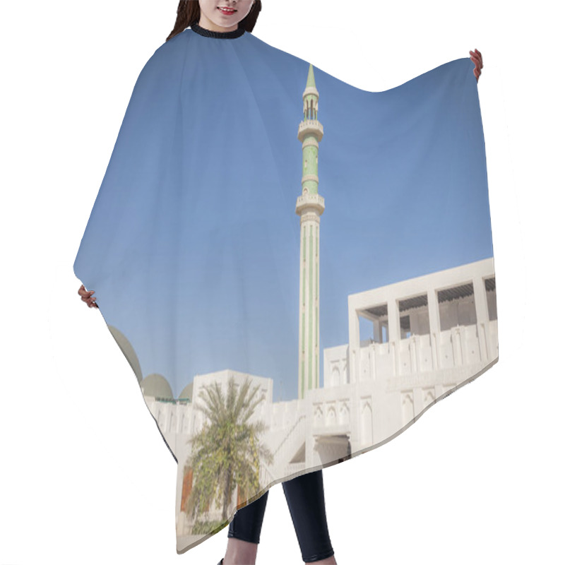 Personality  Grand Mosque In Doha Hair Cutting Cape