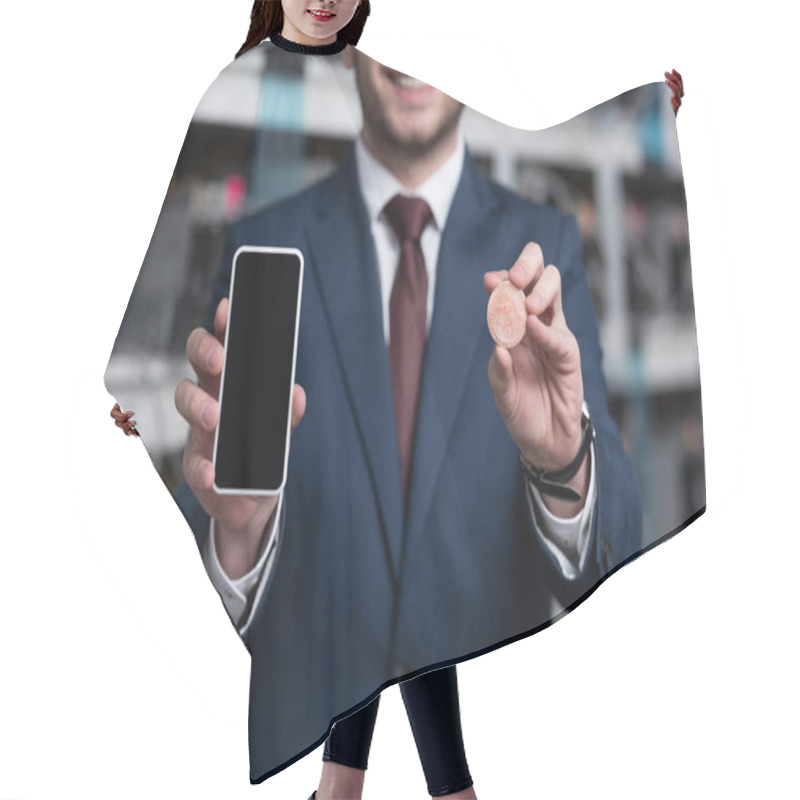 Personality  Cropped Shot Of Businessman Showing Smartphone And Bitcoin At Cryptocurrency Mining Farm Hair Cutting Cape